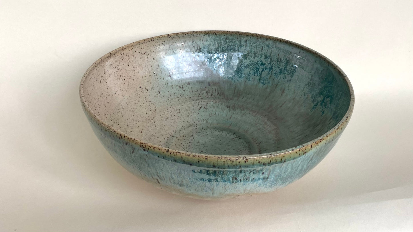 Serving bowl